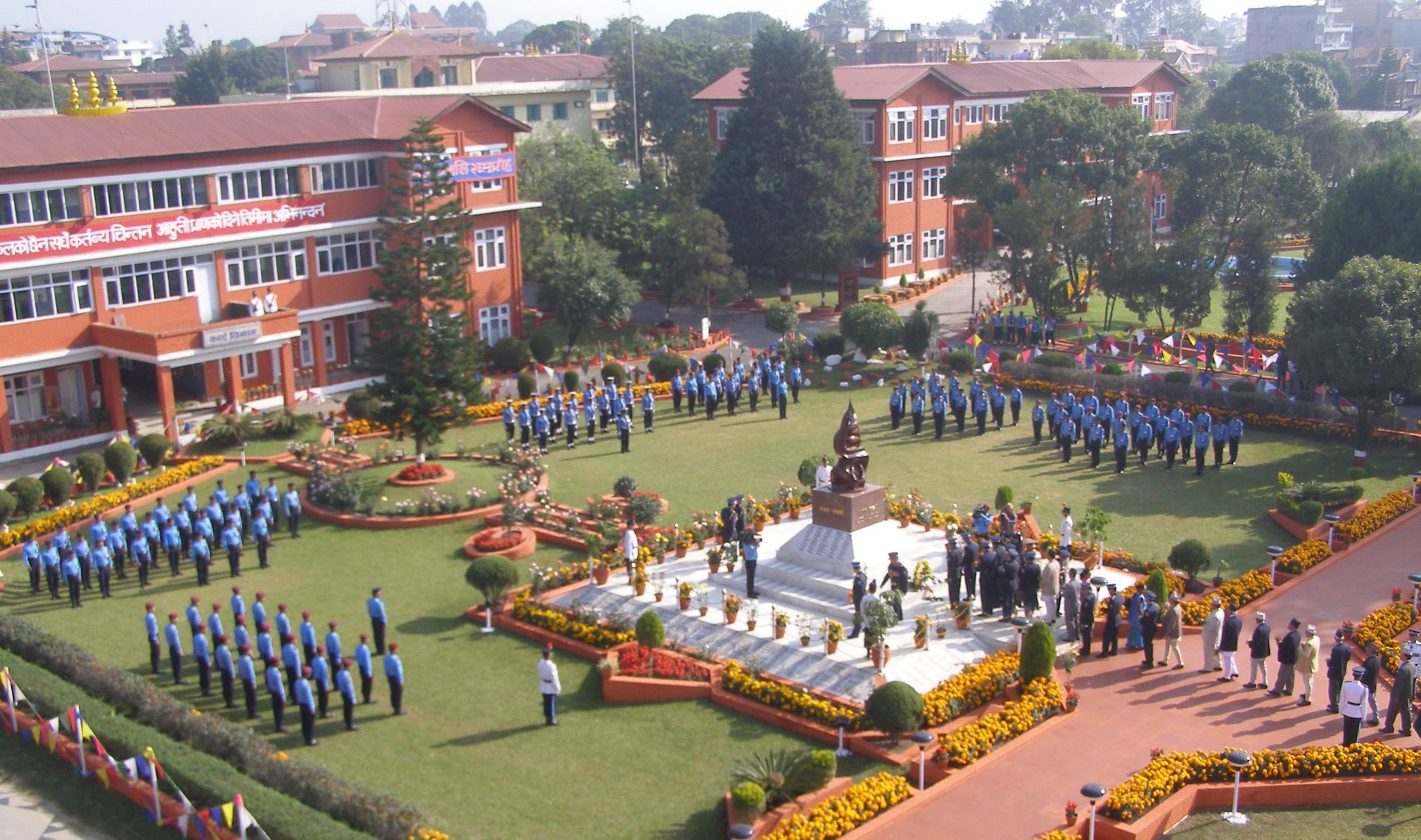 एकै पटक सरुवा भए ४८ एसपी र १२० डीएसपी, को-को परे सरुवामा (सूचीसहित)