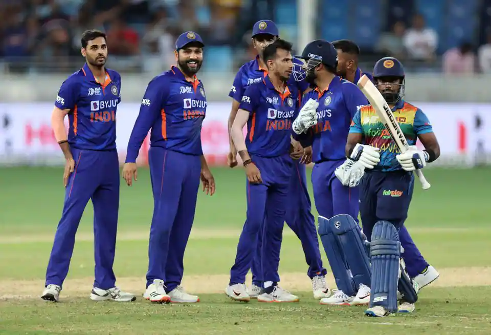 एसिया कप फाइनल : भारतविरुद्ध श्रीलंका ५० रनमै अल आउट