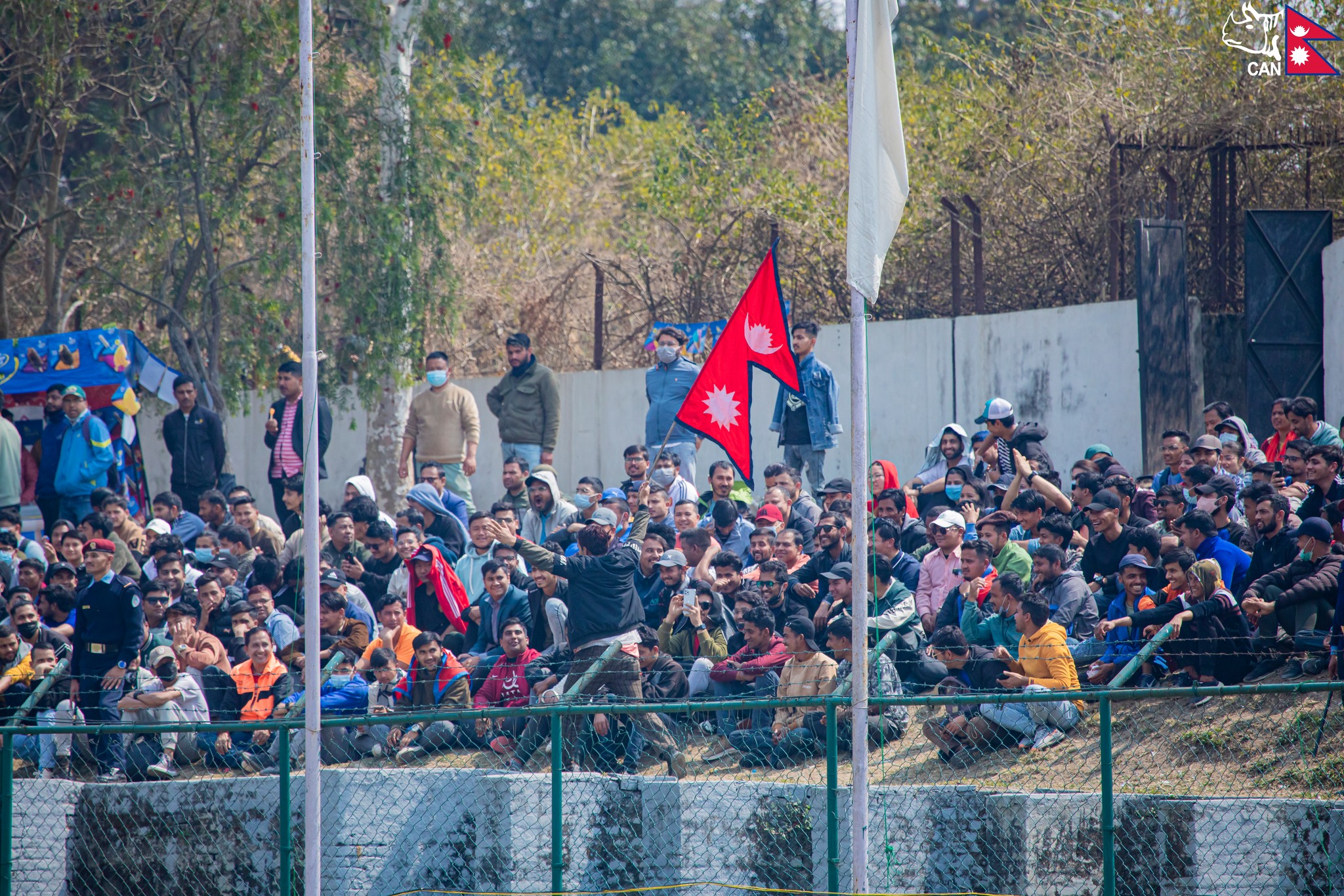 नेपाल यूएई भिडन्त : खेलको दुई घण्टा अघिदेखी नै टीयू मैदानमा दर्शकको ओइरो