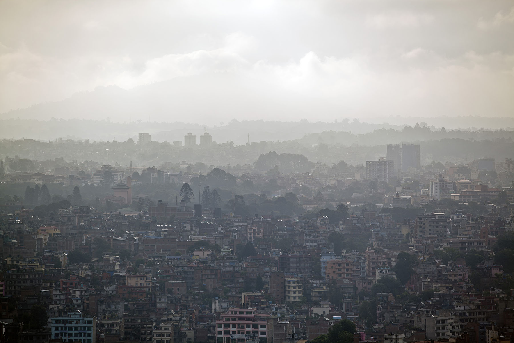 ह्वात्तै घट्यो काठमाडौंको तापक्रम, आज वर्षकै चिसो