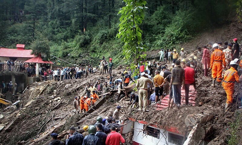 भारतको हिमाञ्चल प्रदेशमा बाढी र पहिरोले दुई दिनमा ६१ जनाको मृत्यु