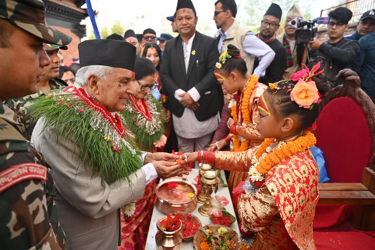 राष्ट्रपति पौडेलले गरे सपनातीर्थ मन्दिरमा पूजाअर्चना