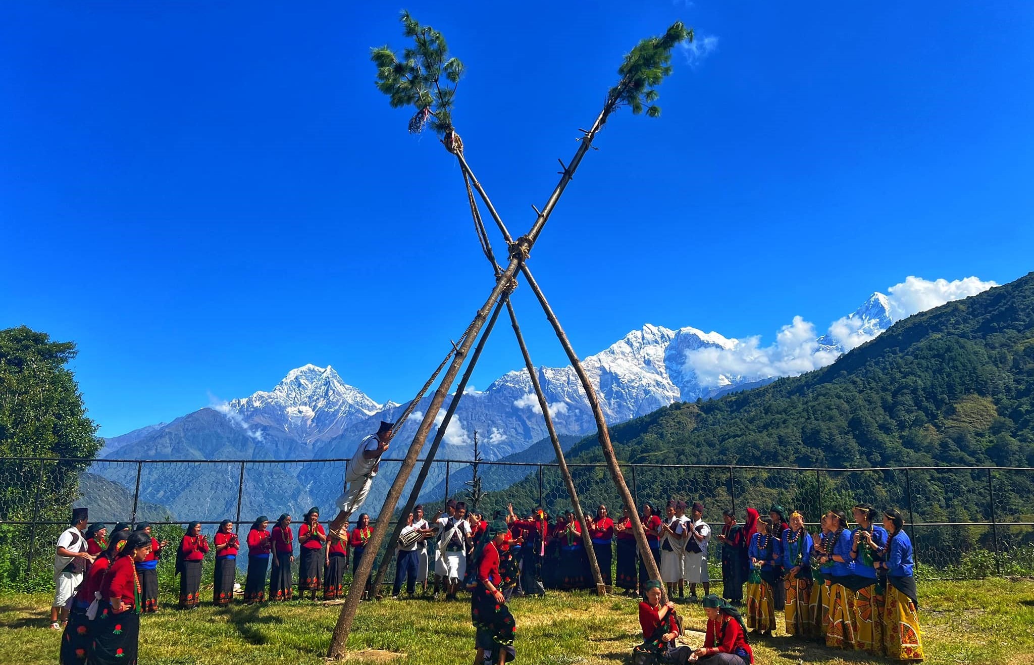 दशैंमा गाउँ नै रमाइलो...