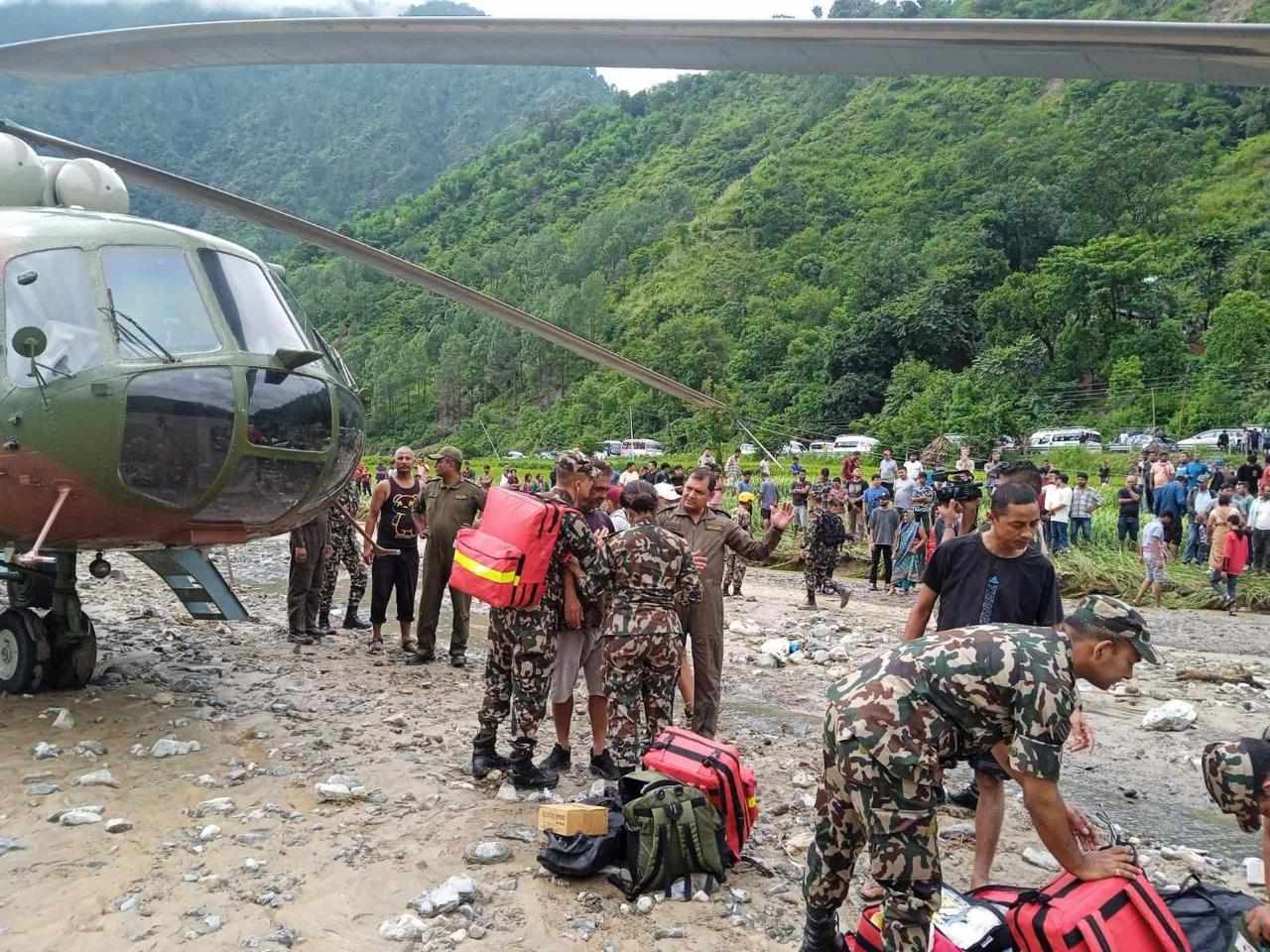 ७ सय १३ जनाको हवाई उद्धार हुँदा झ्याप्लेखोलाबाट १७ सय सवारी काठमाडौँ भित्रिए