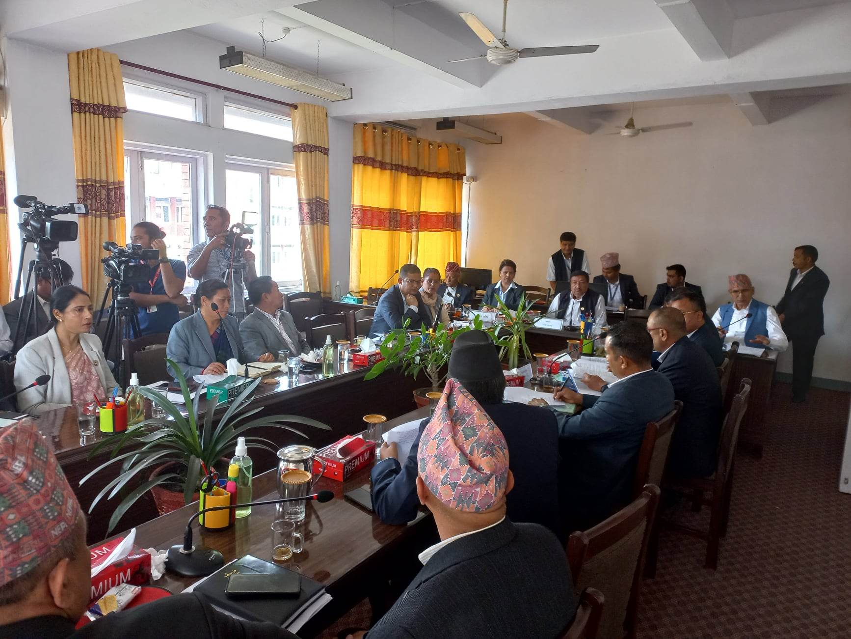 धितोपत्र दलाल कम्पनीलाई अनुमति पत्र दिन संसदीय समितिको निर्देशन