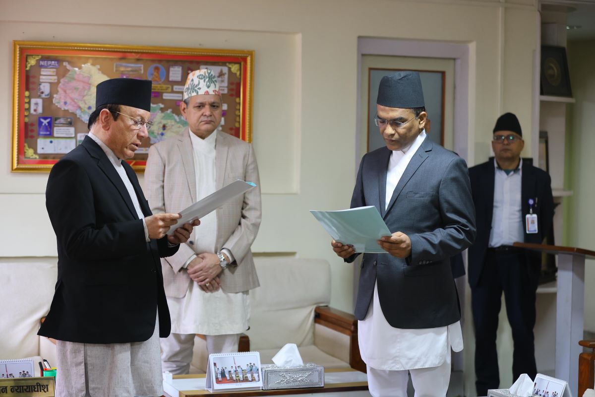 विश्वको गभर्नरमा नियुक्ति विरुद्धको रिट दर्ता, बुधवार सुनुवाइ हुने