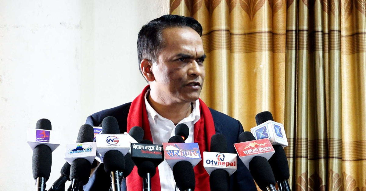 अर्थशास्त्रीलाई देउता जस्तो मानेर वादहरूको पछि लाग्न छोड्नुपर्छ : गभर्नर पौडेल