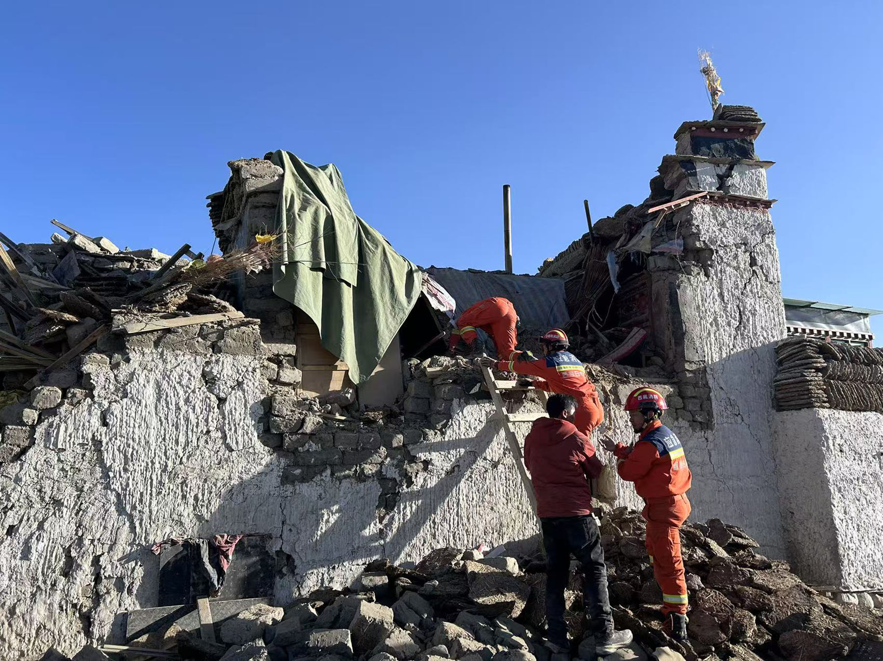 चीनको तिब्बतमा भूकम्प अपडेट : १२६ जनाको मृत्यु, नेपाल र भारतमा कम्पन महसुस