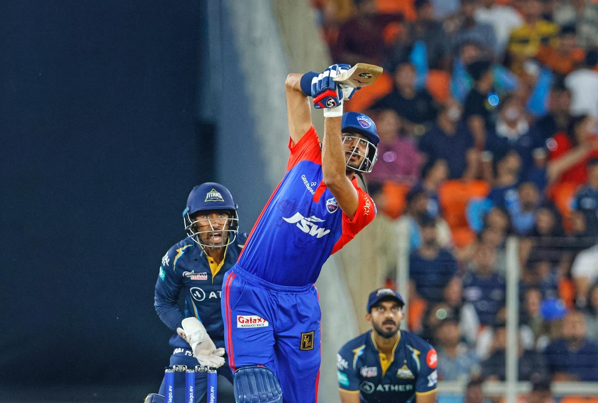 ब्याटिङ रोजेको दिल्लीले बनायो १३१ रन, गुजरातका मोहम्मद शामीले लिए ४ विकेट