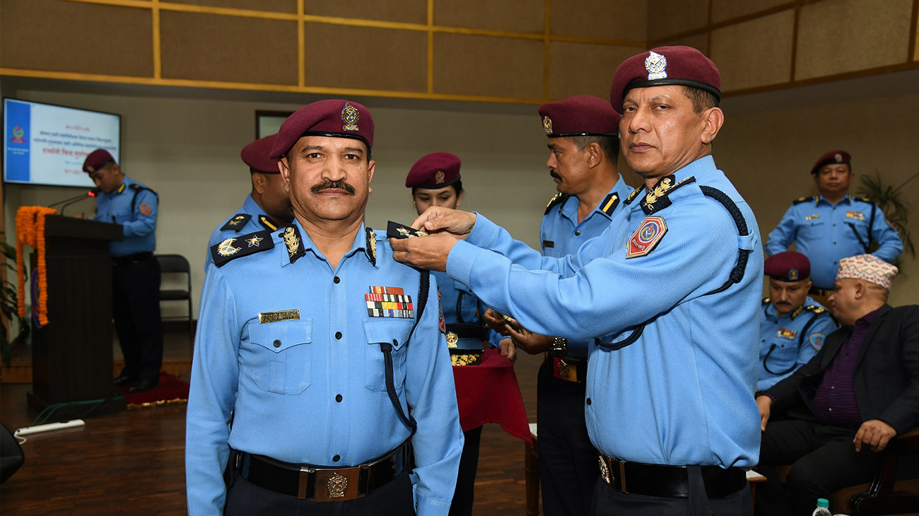 प्रहरी प्रमुख हुन भेटिङले रोक्न सकेन वसन्तलाई, पहिलो महिला आईजीपी ‘आकाशको फल’