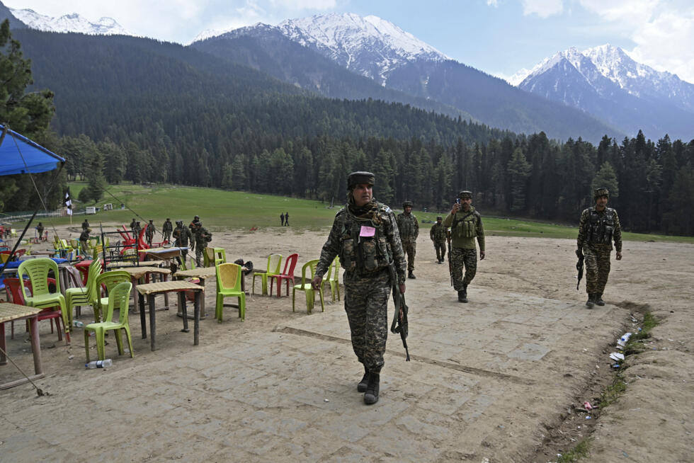 भारत प्रशासित कश्मीरका विभिन्न क्षेत्रमा विद्यालय तथा कलेज बन्द