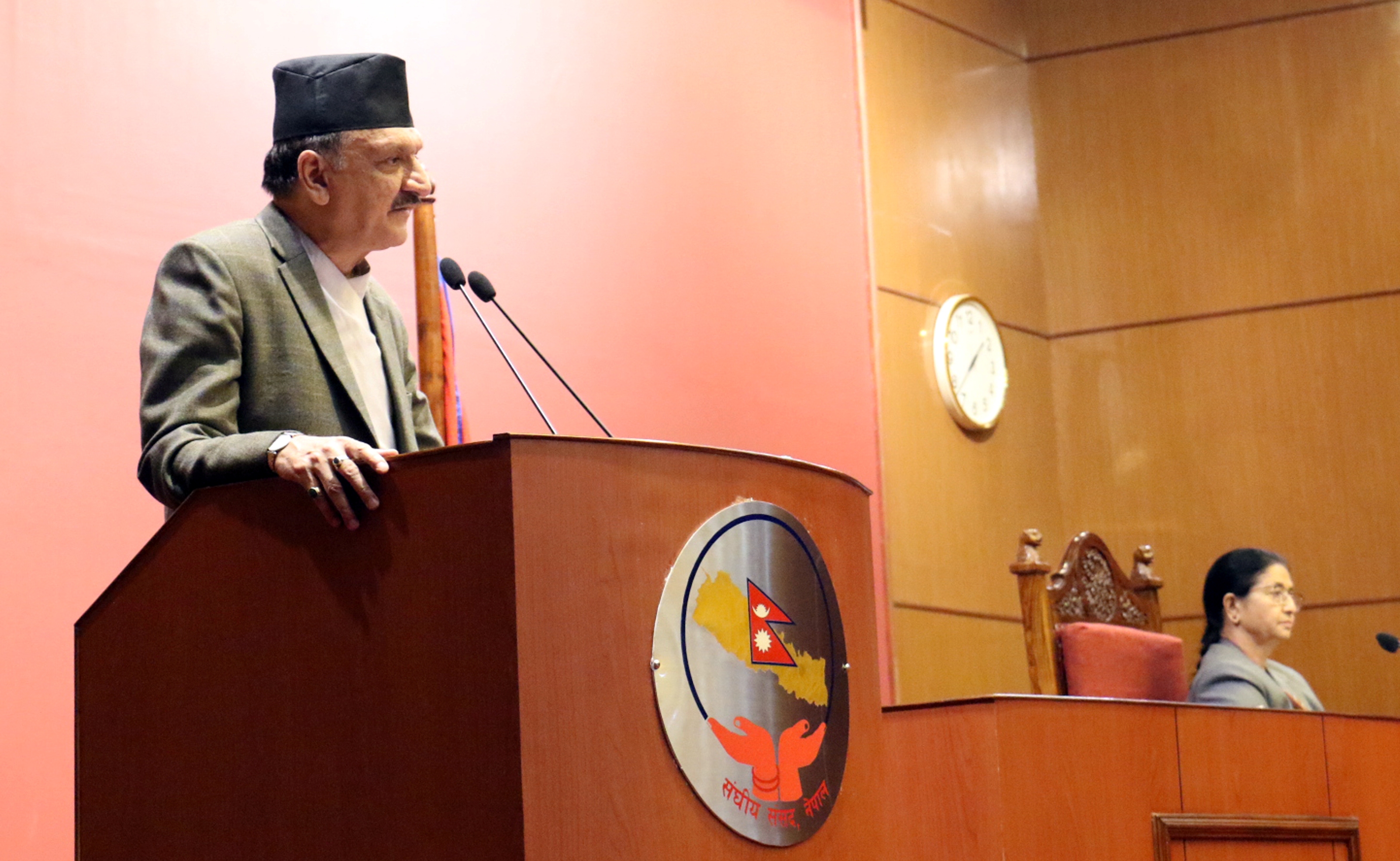 आर्थिक अराजकता नियन्त्रण गर्न पूर्ण रुपमा लागिपरेको छु : अर्थमन्त्री महत