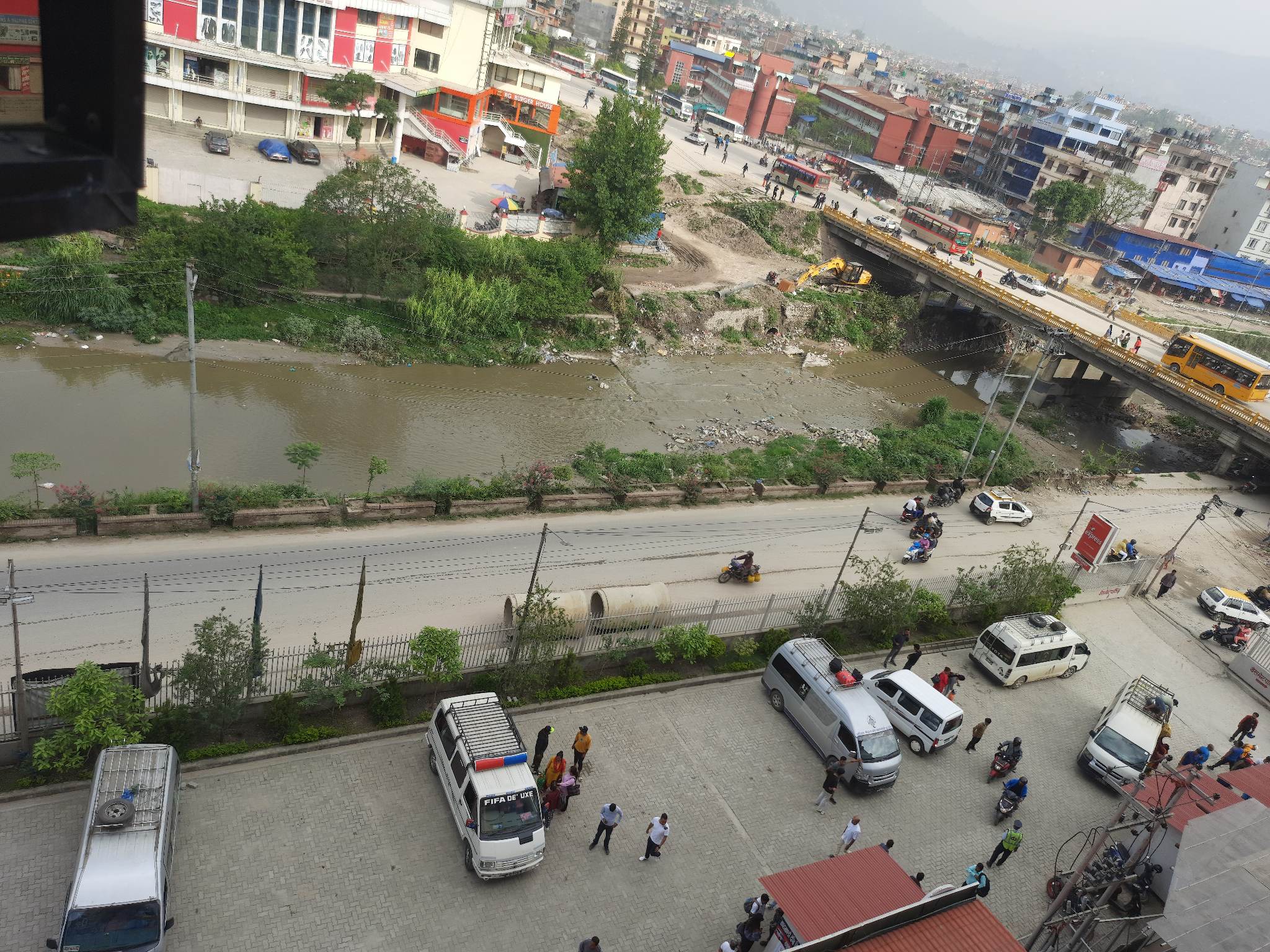 नयाँ बसपार्कमा जीप तथा माइक्रोबसका लागि ५६ काउण्टर थपियो