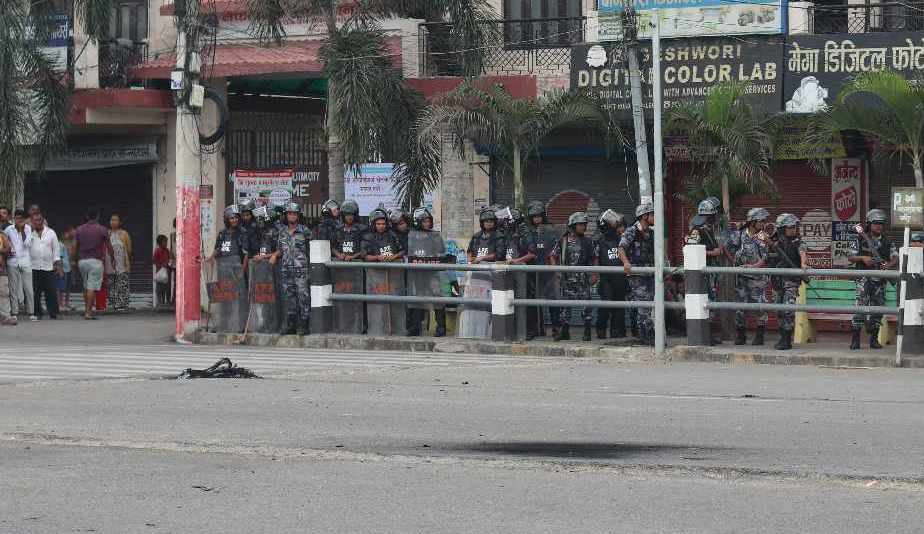 नेपालगञ्जमा आज पनि कर्फ्यू जारी, स्थिति सामान्य बन्दै