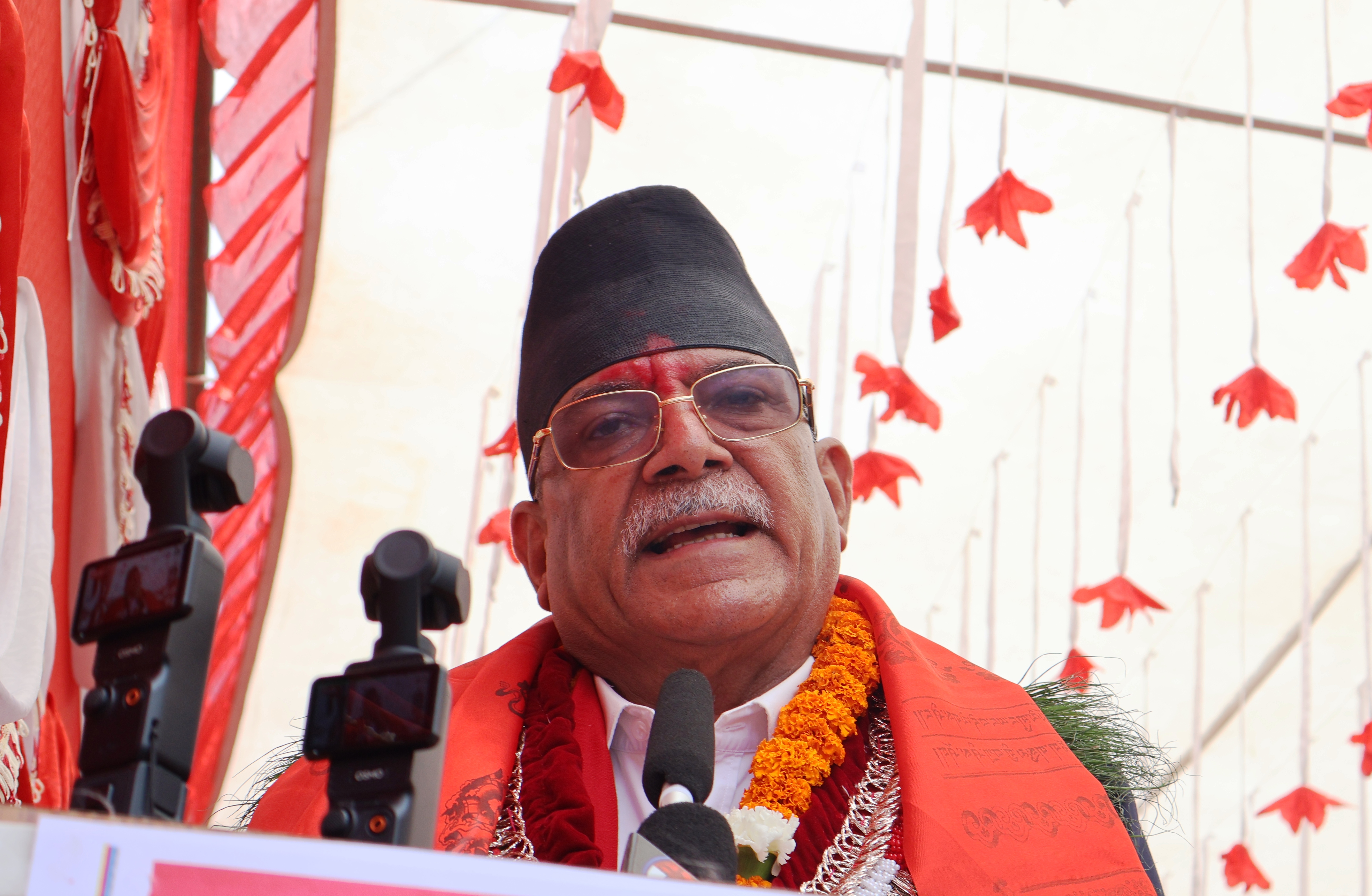 देश समृद्धउन्मुख भएको प्रचण्डको दाबी, निराश नहुन आग्रह