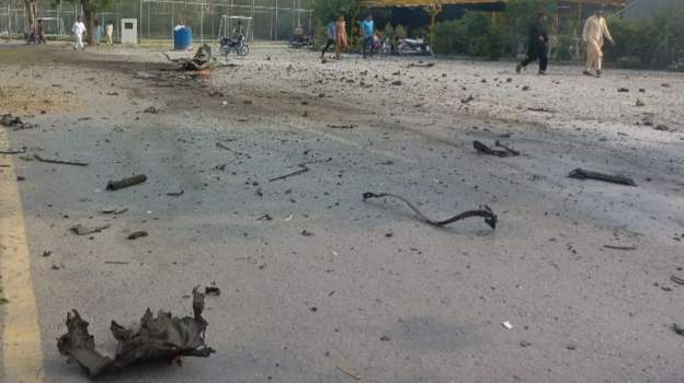 पाकिस्तानमा सुरक्षा बलको गाडी नजिकै आत्मघाती विस्फोट