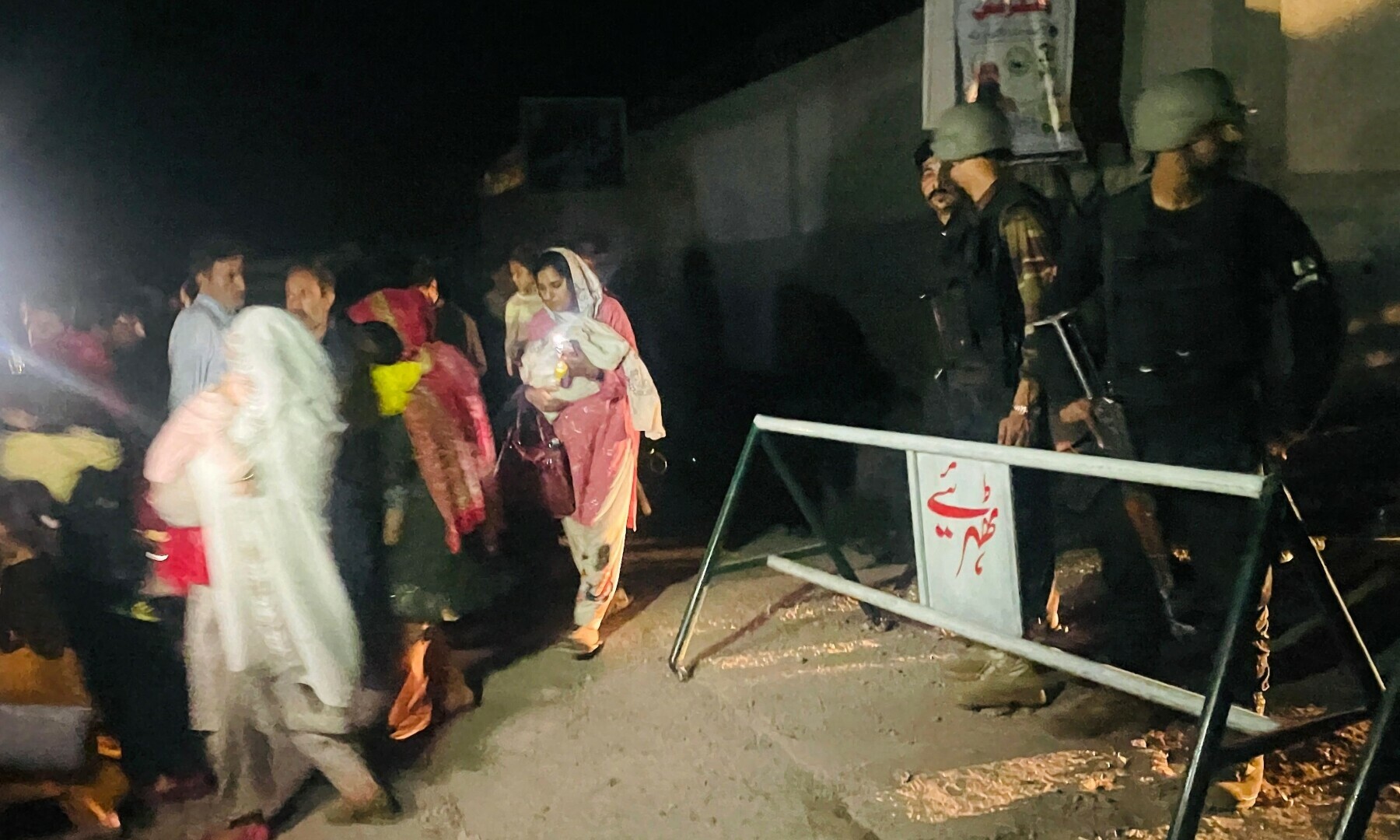 पाँच भारतीय लडाकु विमान खसालेको पाकिस्तानी सेनाको दाबी