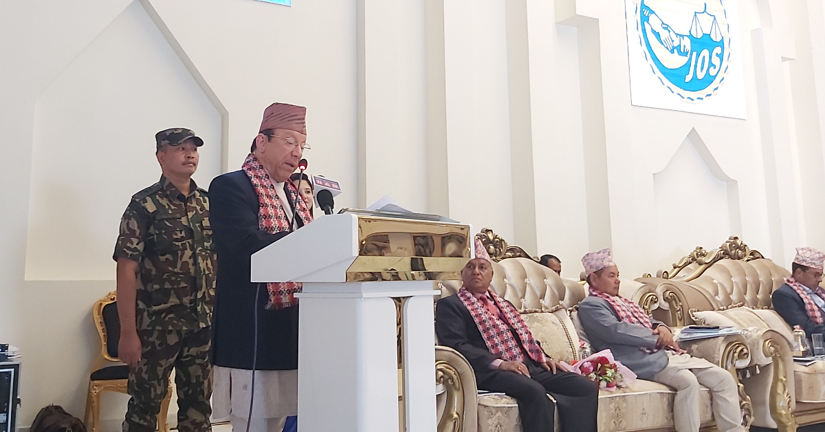 मर्यादा र निष्ठा कायम गर्न न्यायालयका कर्मचारीलाई प्रधानन्यायाधीशको निर्देशन