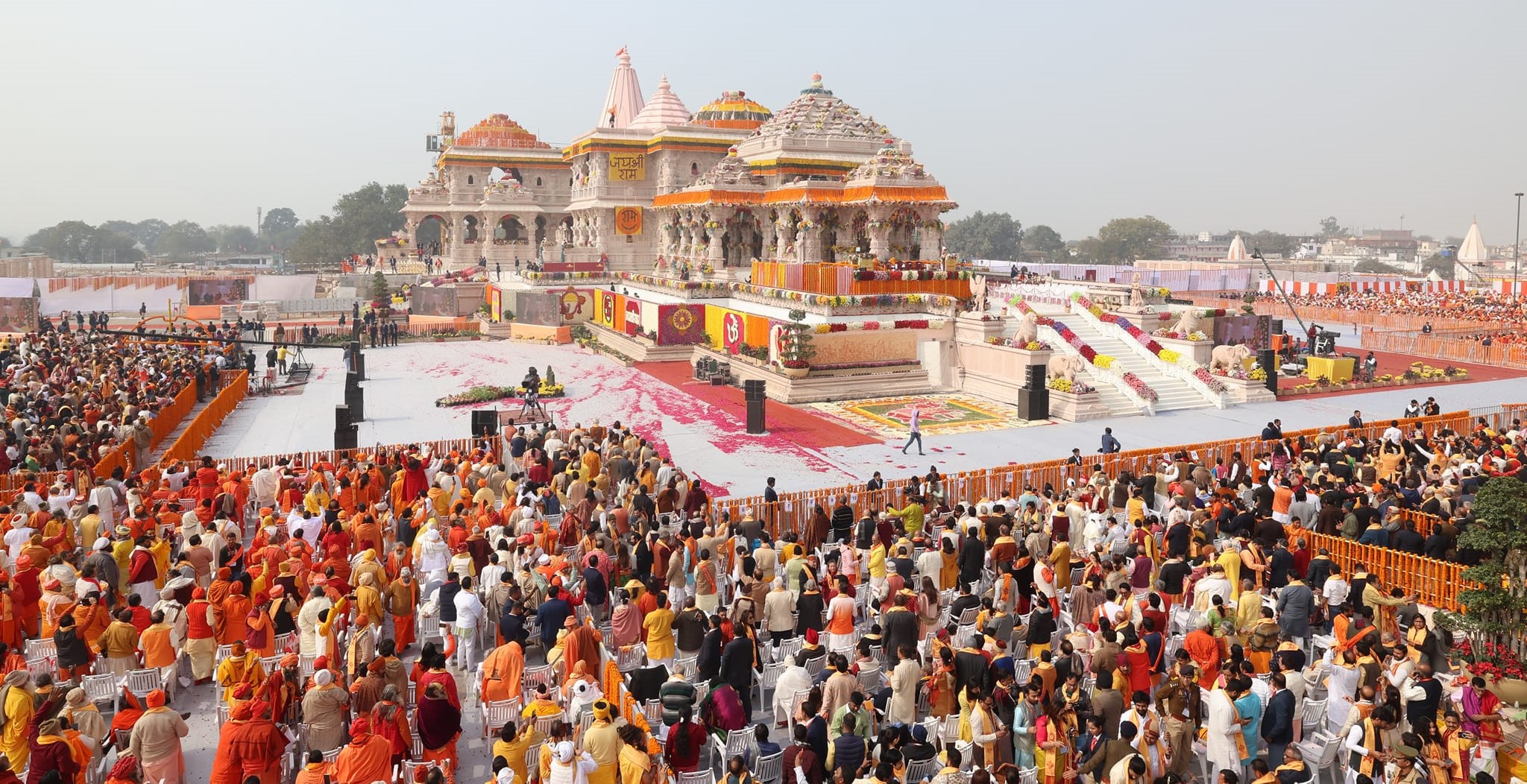 प्राणप्रतिष्ठापछि अयोध्याको राम मन्दिर सर्वसाधारणका लागि खुला, तीन बजेदेखि सर्वसाधारणको भीड