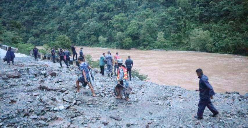 सिमलतालमा खोजी तथा उद्धारका लागि दुई सय जनाको फौज खटियो