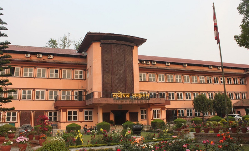 गैरकानूनी ढङ्गले अस्पताल विकास समिति खारेज गरेको भन्दै लुम्बिनी सरकारविरुद्ध सर्वोच्चमा रिट