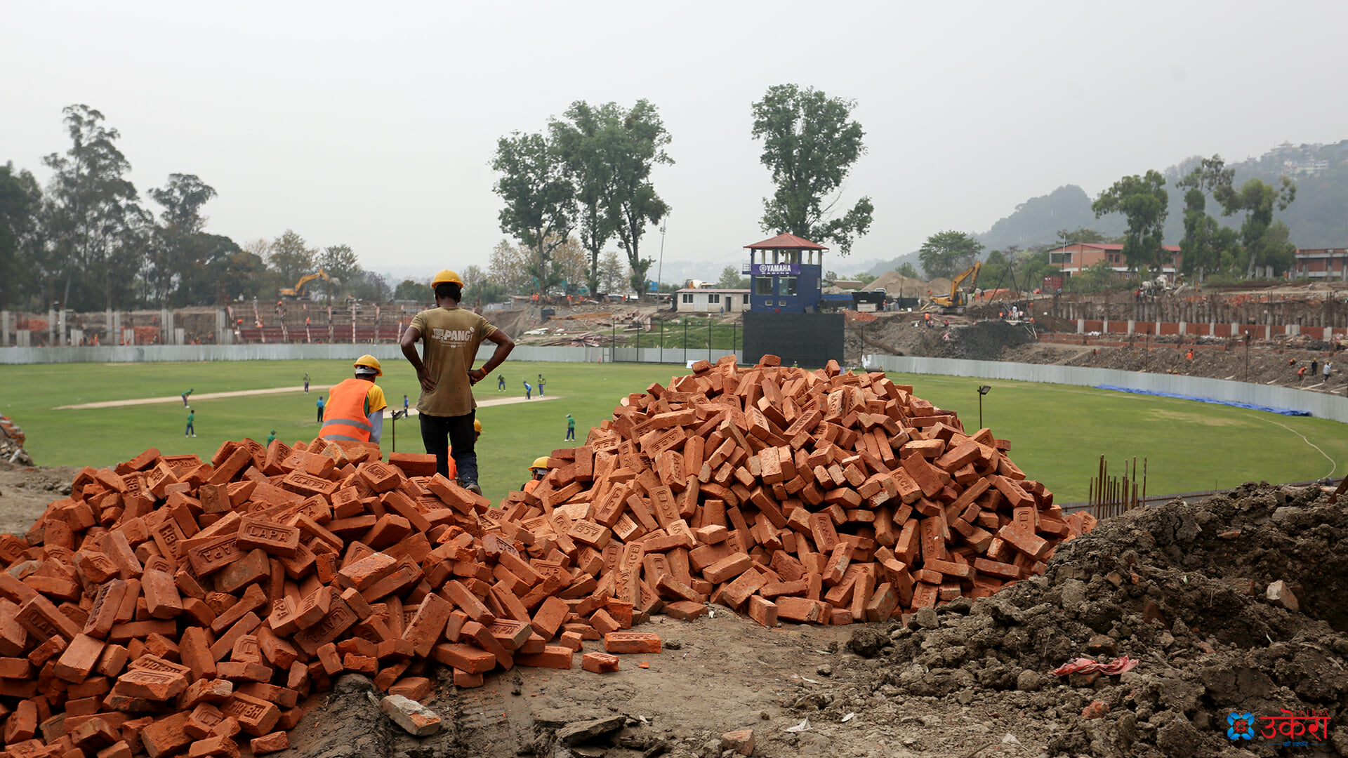 प्याराफिटको कामका लागि भर्खरै अनलोड गरिएको इँटा।